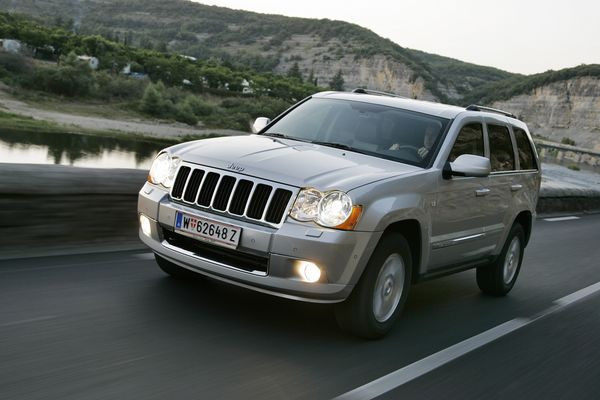 JEEP GRAND CHEROKEE 3.0 CRD 218 Limited BVA Équipements